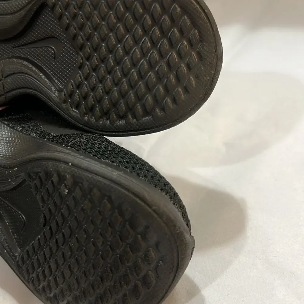 Nike Black pull on sneakers size 4C NWOT